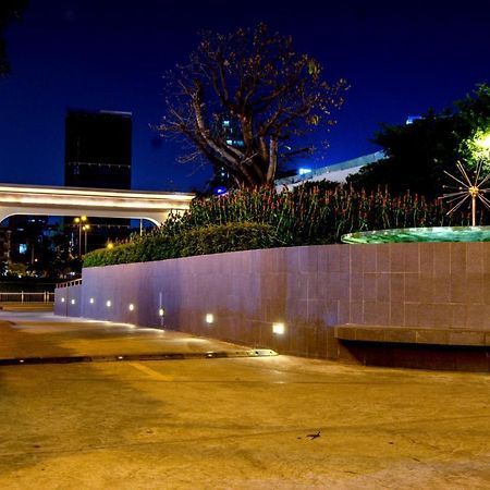 Icon 56 - Free Rooftop Pool Gym 6 Near Ben Thanh Market โฮจิมินห์ซิตี้ ภายนอก รูปภาพ