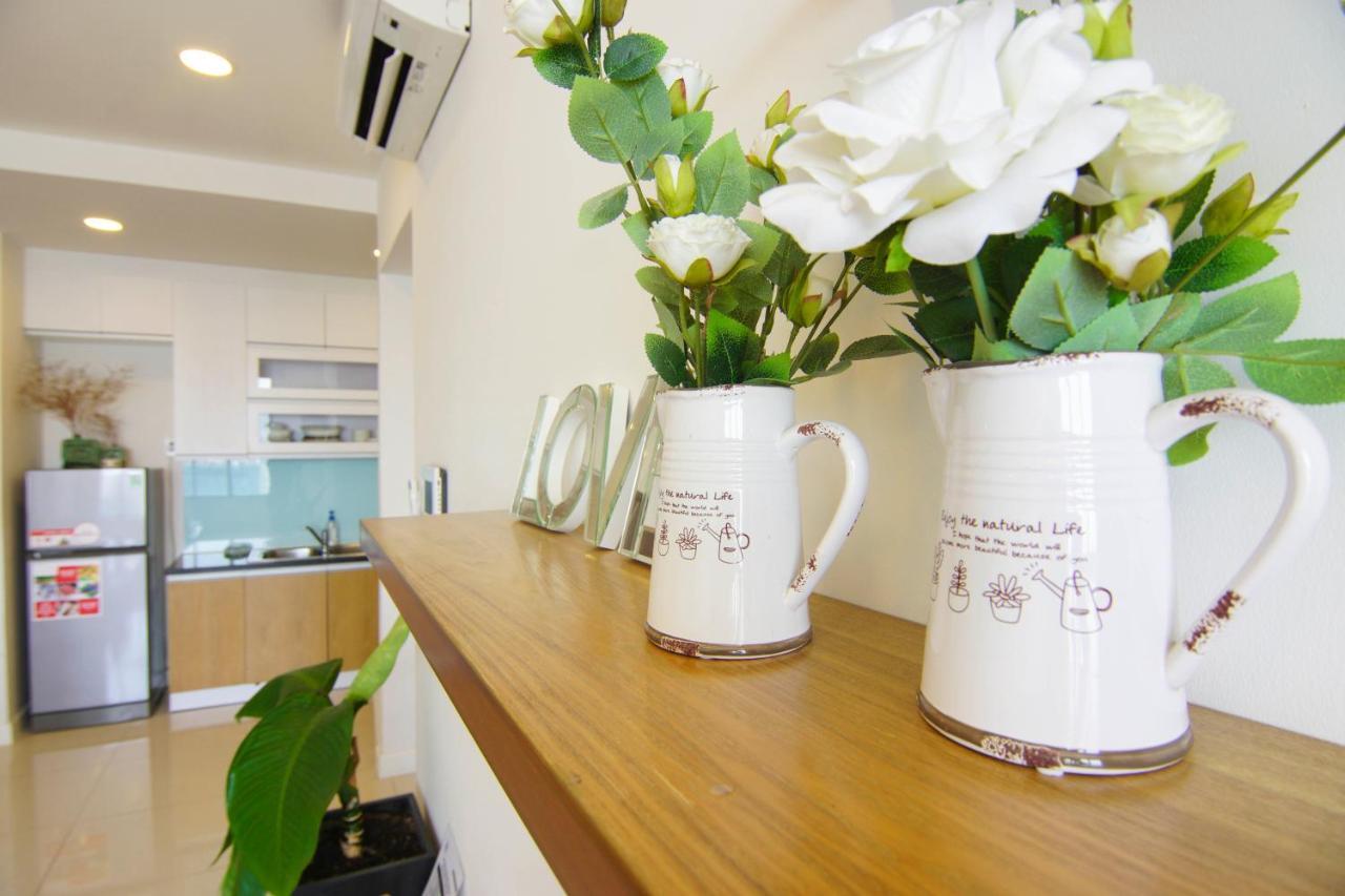 Icon 56 - Free Rooftop Pool Gym 6 Near Ben Thanh Market โฮจิมินห์ซิตี้ ภายนอก รูปภาพ